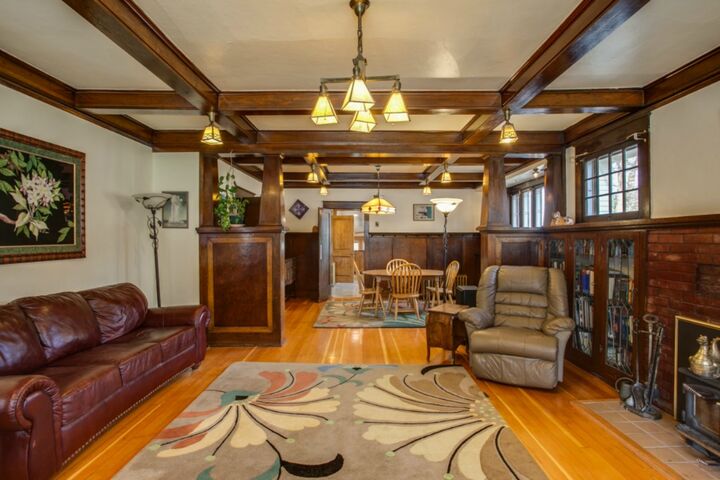 Property Photo:  1128 Commercial St  WA 98826 