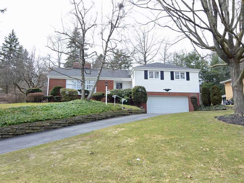 Property Photo:  125 Saxony  PA 15241 