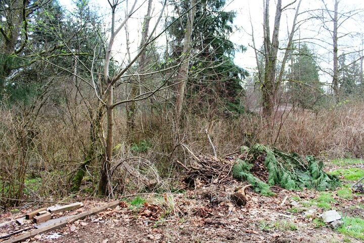 Property Photo:  8422 152nd St SE  WA 98296 