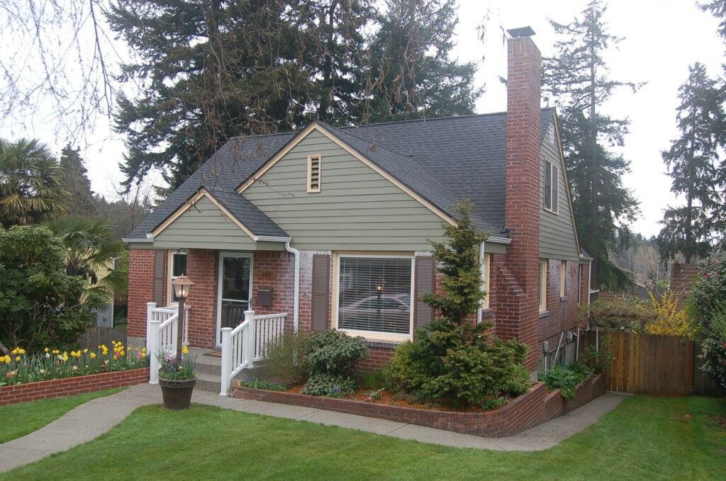 Property Photo:  145 Summit Ave  WA 98466 