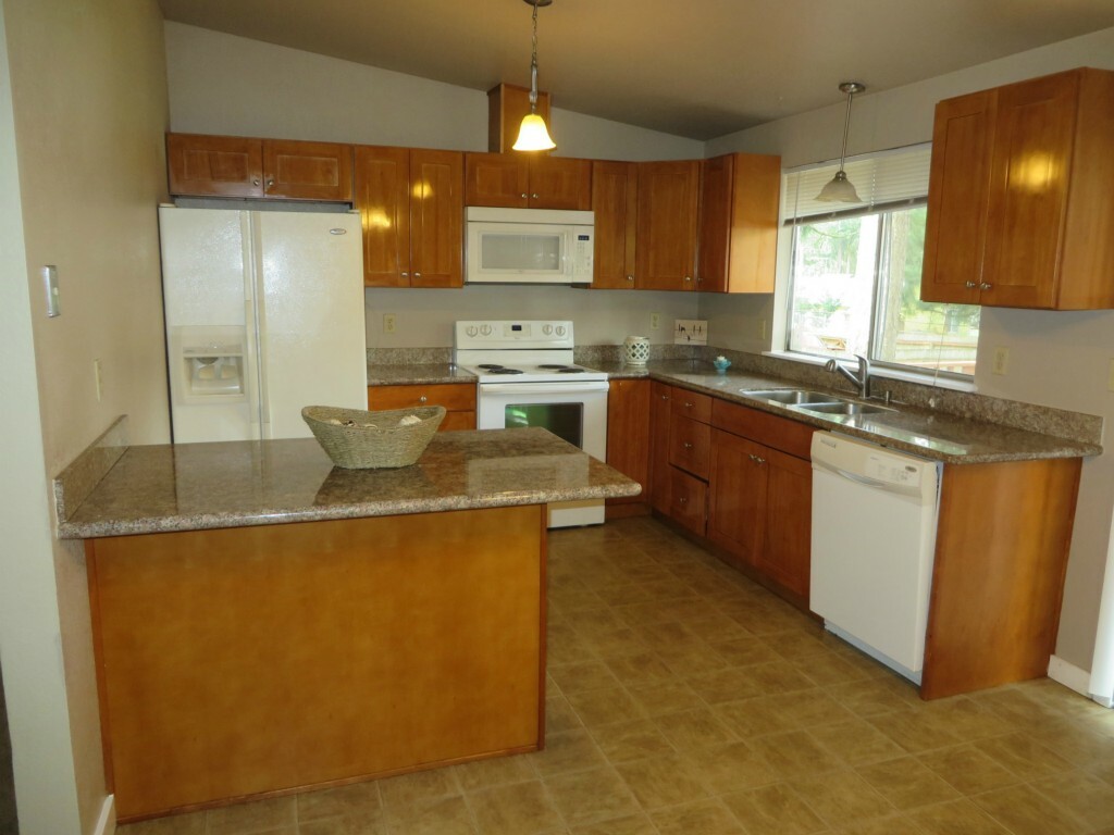 Property Photo:  26505 197th Place SE  WA 98042 