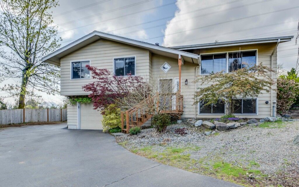 Property Photo:  23626 39th Place W  WA 98036 