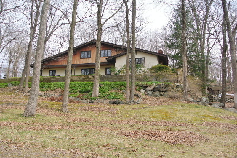 Property Photo:  28 Sleepy Hollow Rd  NJ 07821 