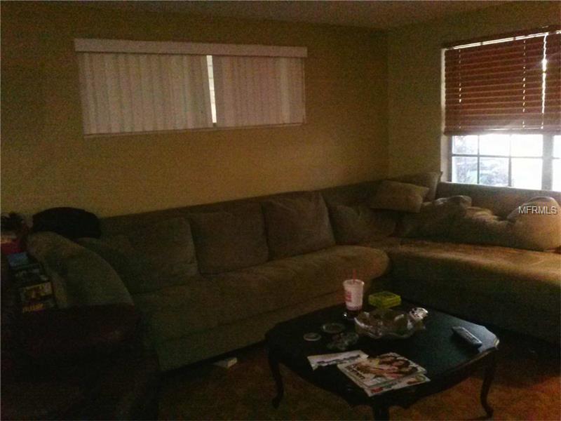 Property Photo:  