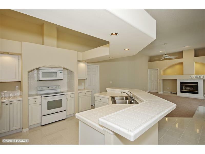 Property Photo:  4815 Stamford Court  FL 32826 