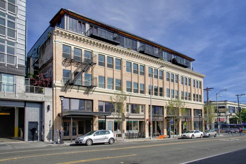 Property Photo:  1408 12th Ave 507  WA 98112 