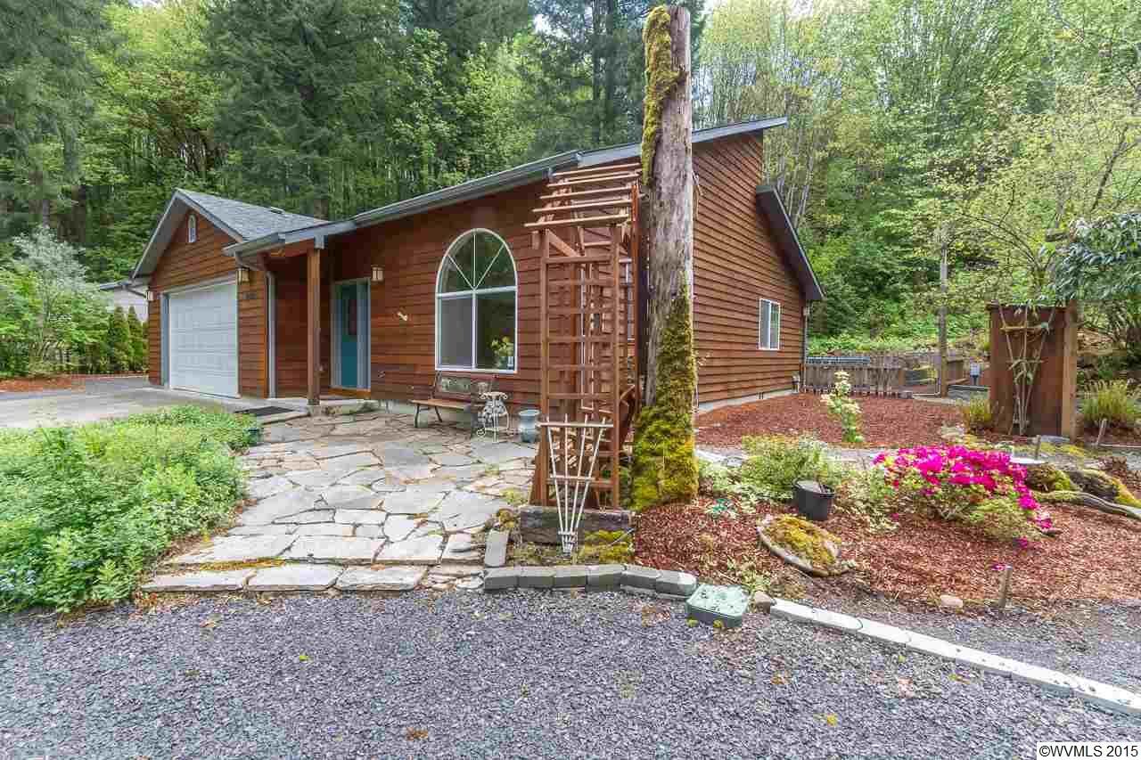 Property Photo: 11692 Riverwood Dr SE OR 97358