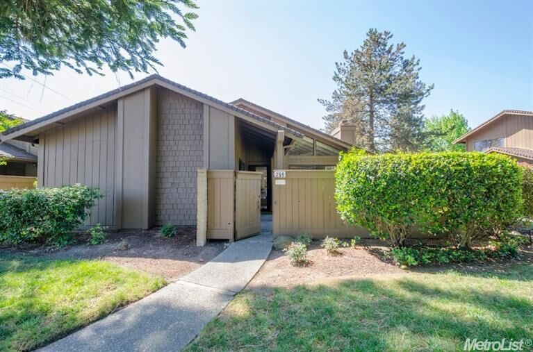 Property Photo:  259 Munroe Street  CA 95825 