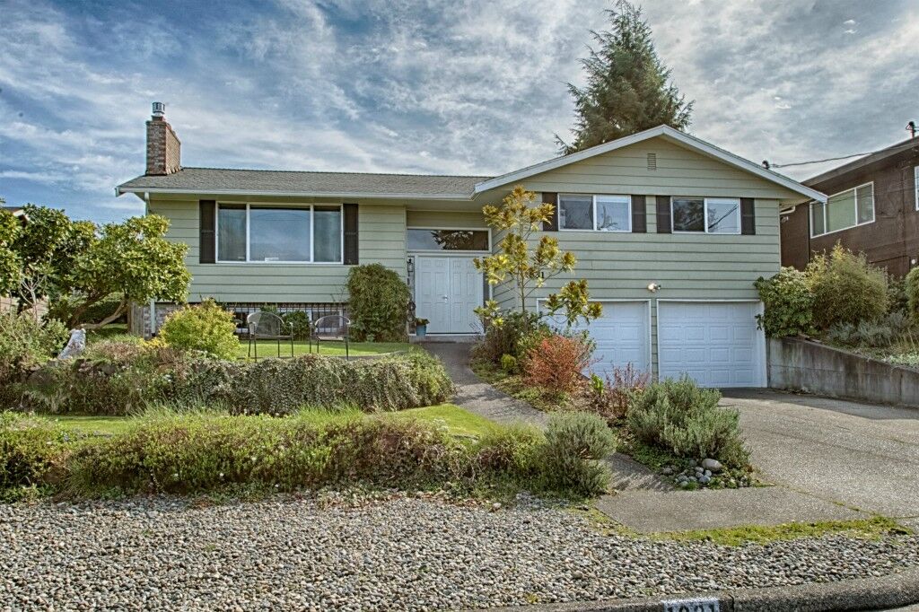 Property Photo: 1831 Lenore Dr WA 98406