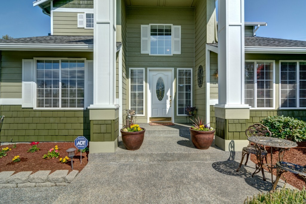 Property Photo: 12419 203rd Ave E WA 98391