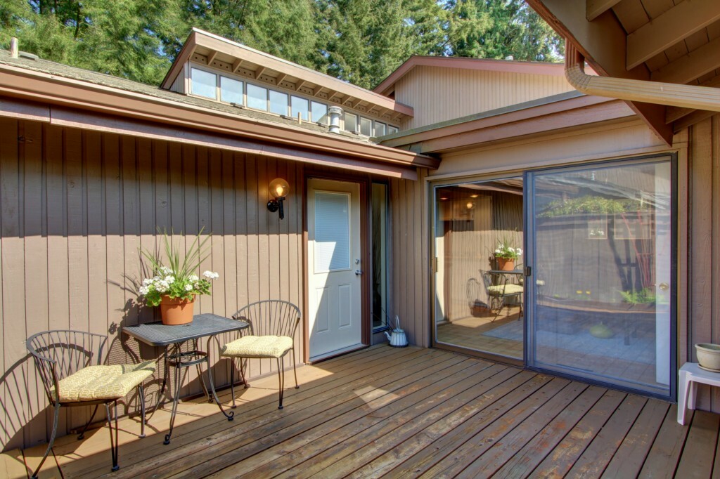 Property Photo:  130 143rd Place NE  WA 98007 