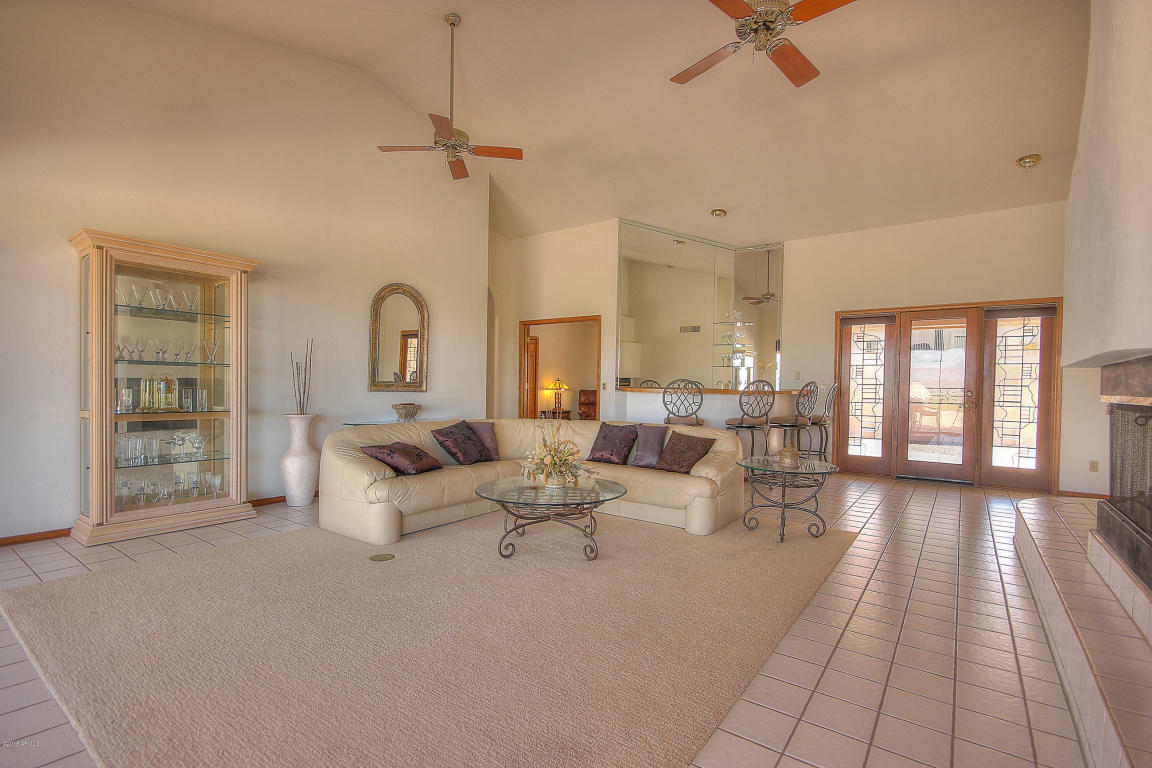 Property Photo:  11202 N Woodpecker Bay --  AZ 85268 