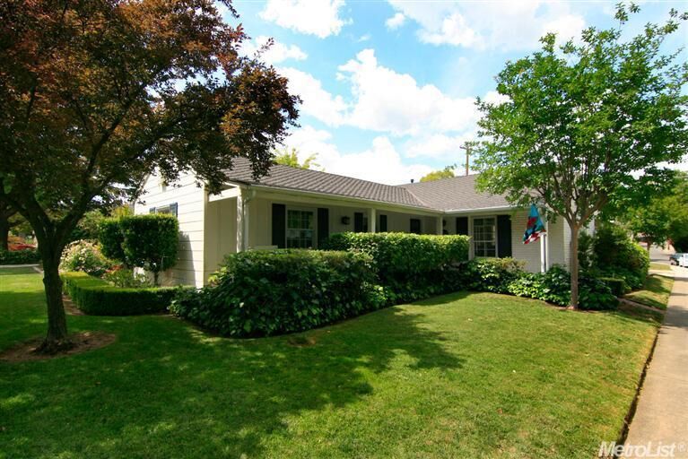 Property Photo:  4641 D Street  CA 95819 