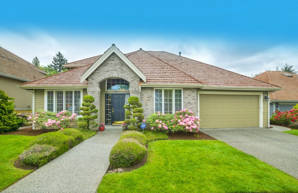 Property Photo: 1526 164th St SE WA 98012