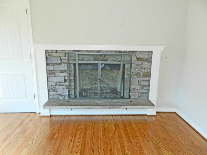 Property Photo:  928  Hanford Avenue  WA 98310 