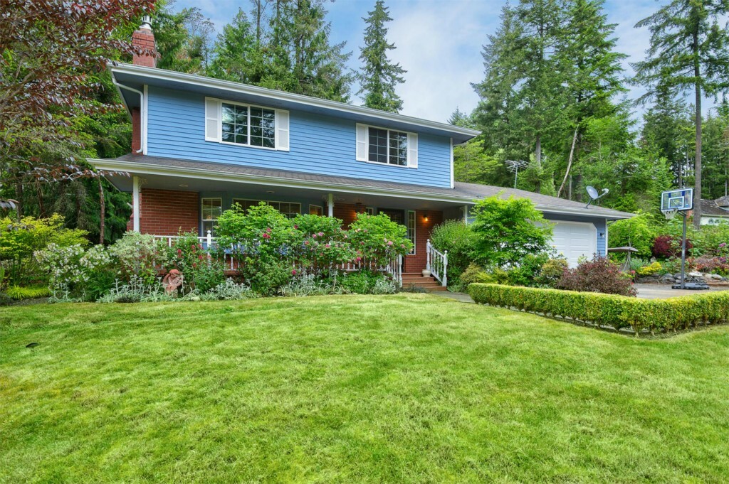 Property Photo: 4008 81st Av Ct NW WA 98335