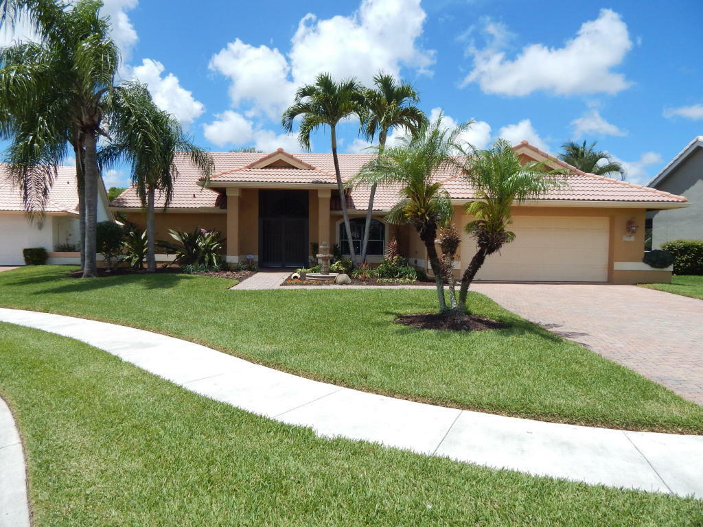 Property Photo:  7061 Falcons Run  FL 33467 