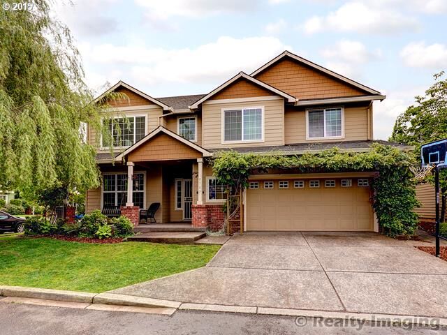 Property Photo: 10765 SW Cottonwood St OR 97062