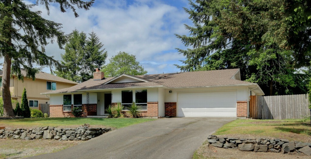 Property Photo:  9807 61st St Ct W  WA 98467 