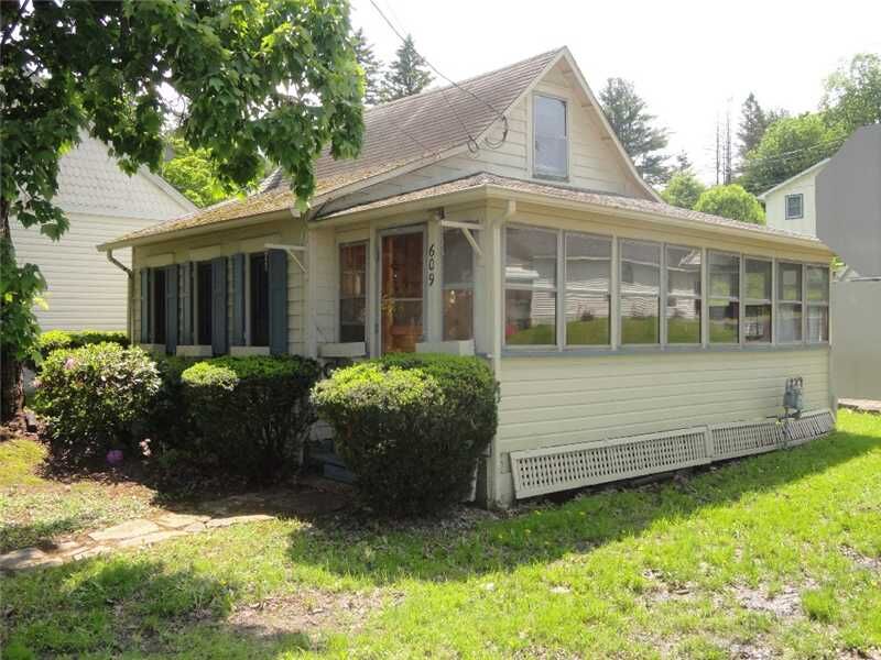 Property Photo:  609 Lakeside Drive  PA 16412 