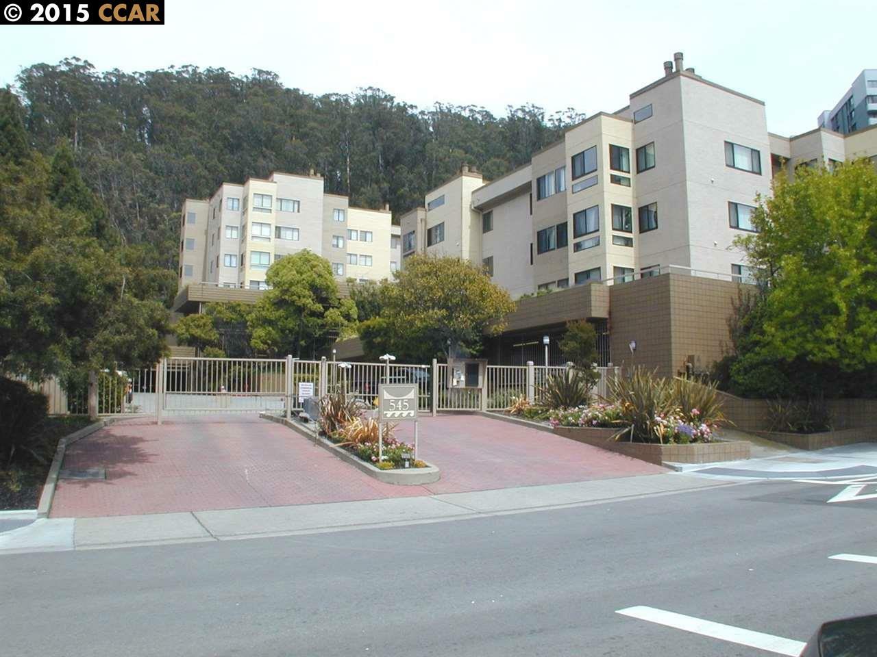 Property Photo:  545 Pierce Street 1307  CA 94706 