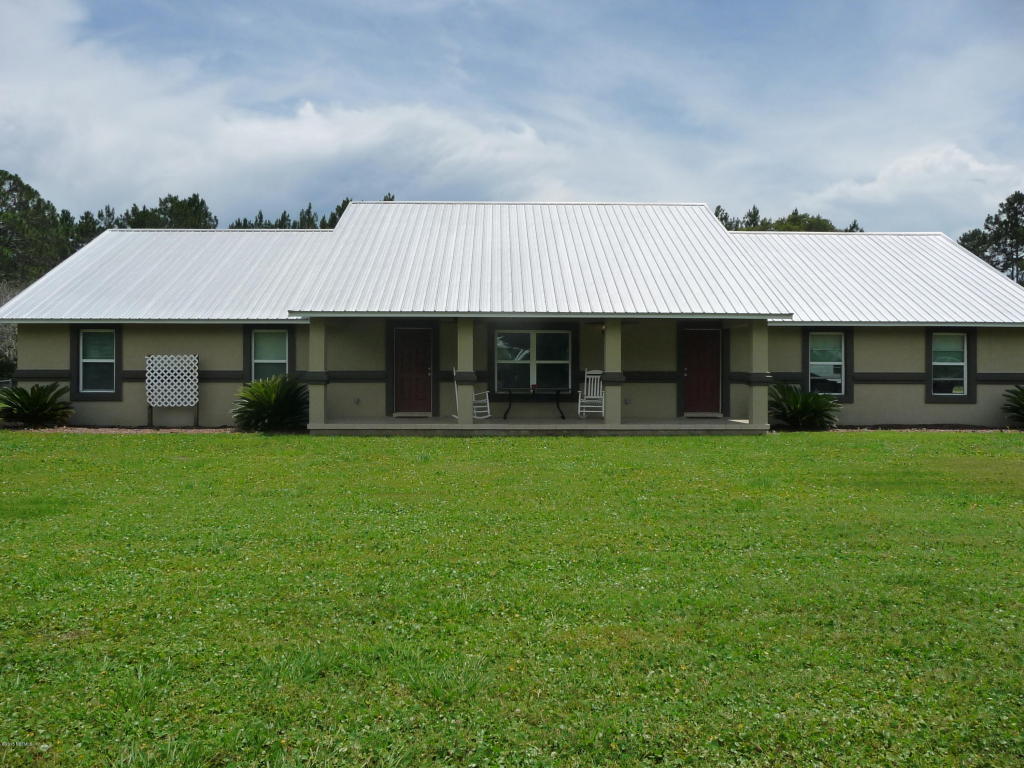 Property Photo: 111 Kid Lane FL 32177