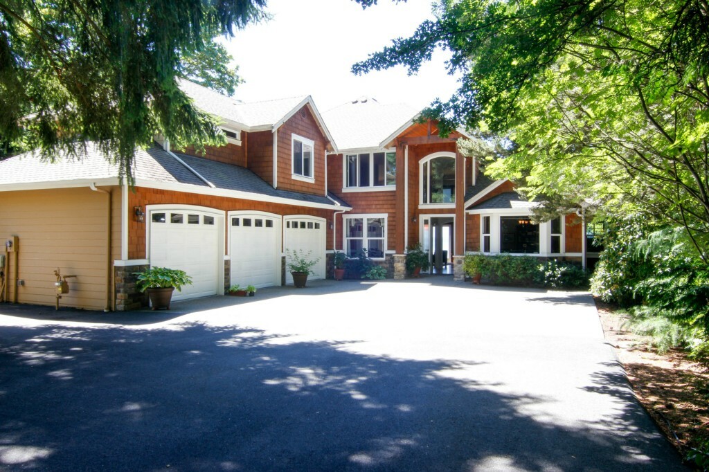 Property Photo:  12226 Marine View Drive  WA 98026 