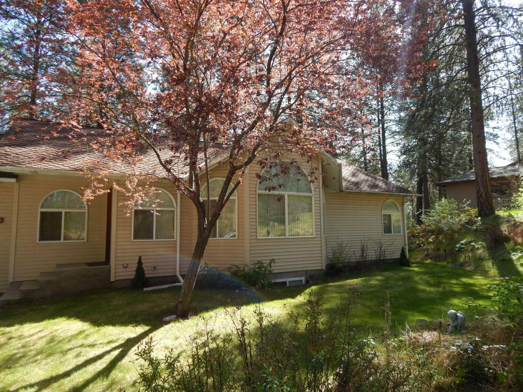 Property Photo:  925 Josephine Rd  WA 99141 