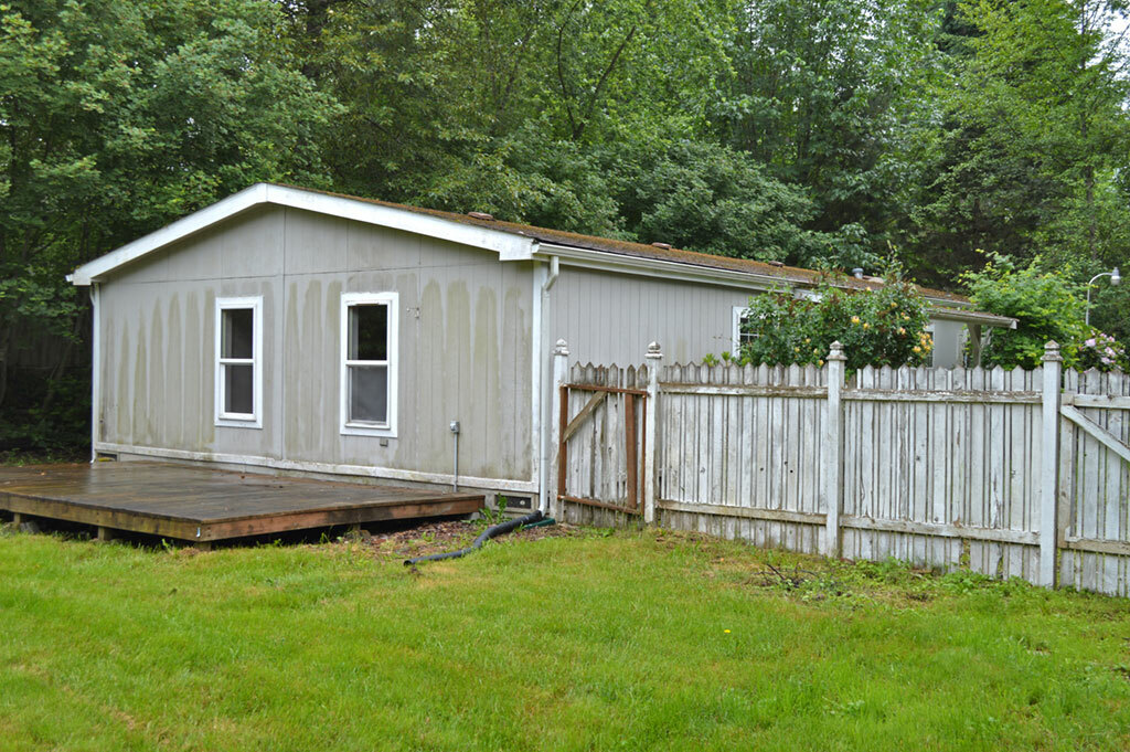 Property Photo:  12511 164th St E  WA 98374 