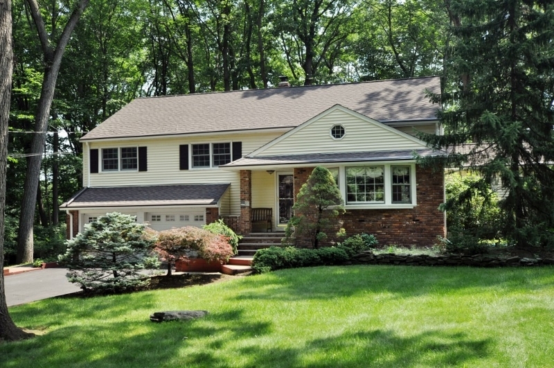 Property Photo:  53 Grove Ave  NJ 07950 