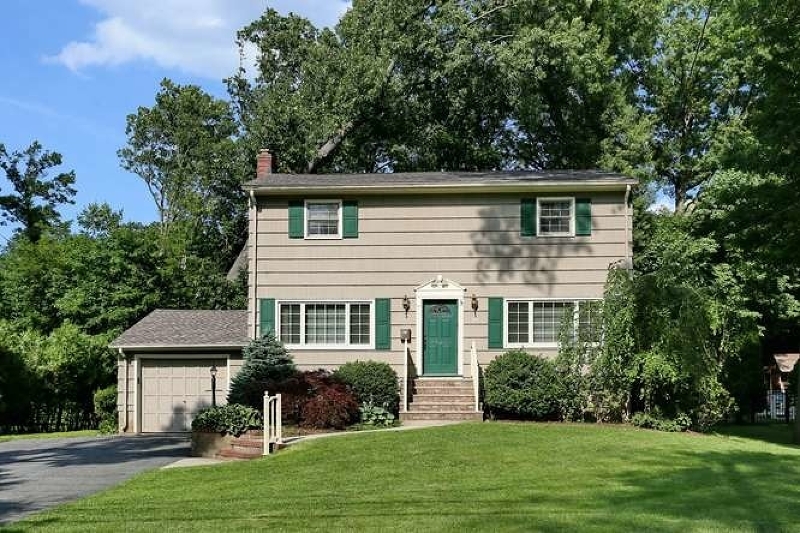 Property Photo: 189 Glen Ave NJ 07452
