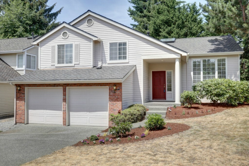 Property Photo:  25760 SE 40th St  WA 98029 