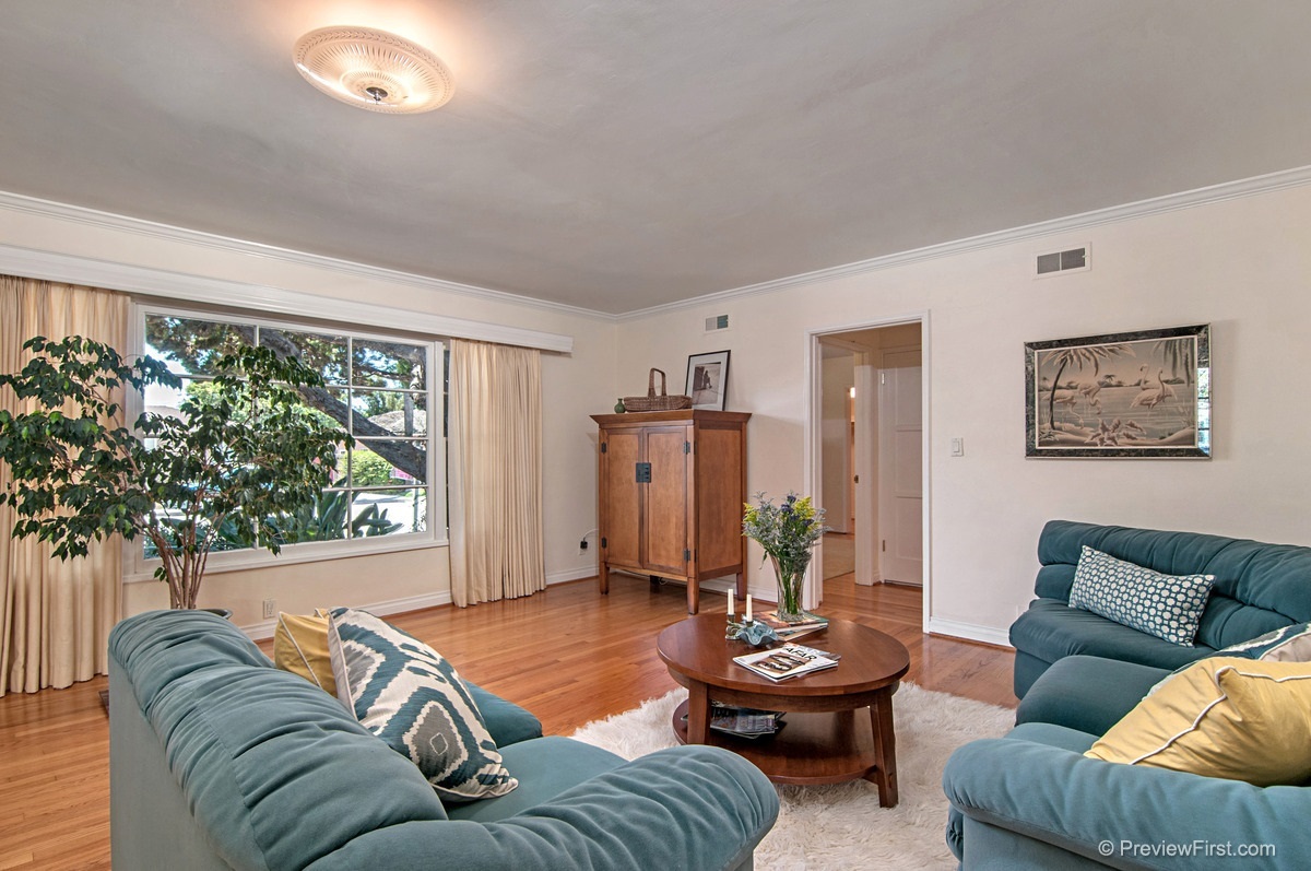 Property Photo: 6206 Pontiac St CA 92115