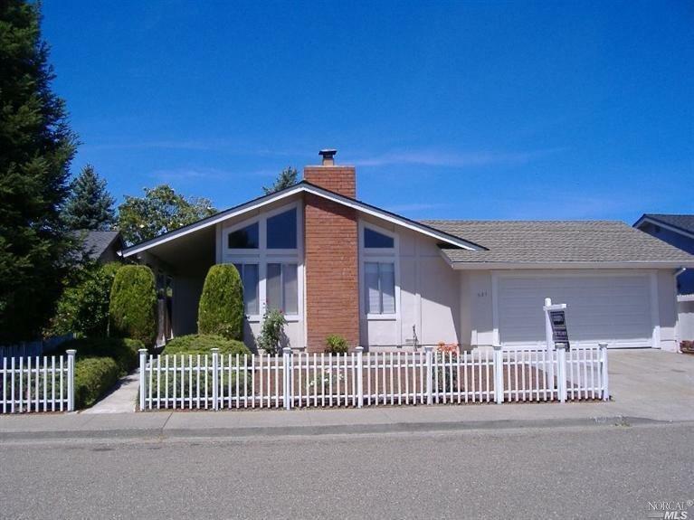 Property Photo:  921 Aspen Way  CA 94954 