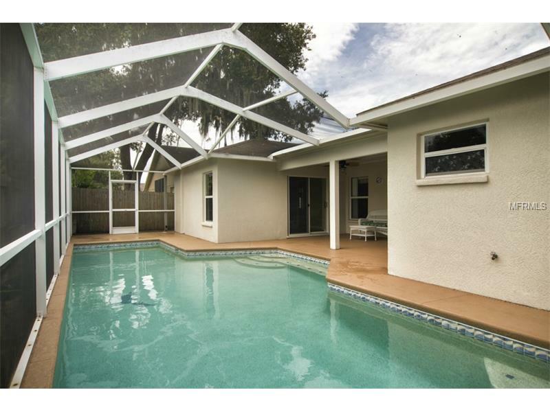 Property Photo:  4822 Portobello Circle  FL 33596 