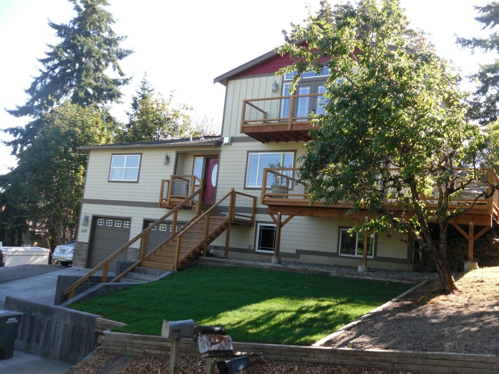 1260 Queen St  Bellingham WA 98229 photo