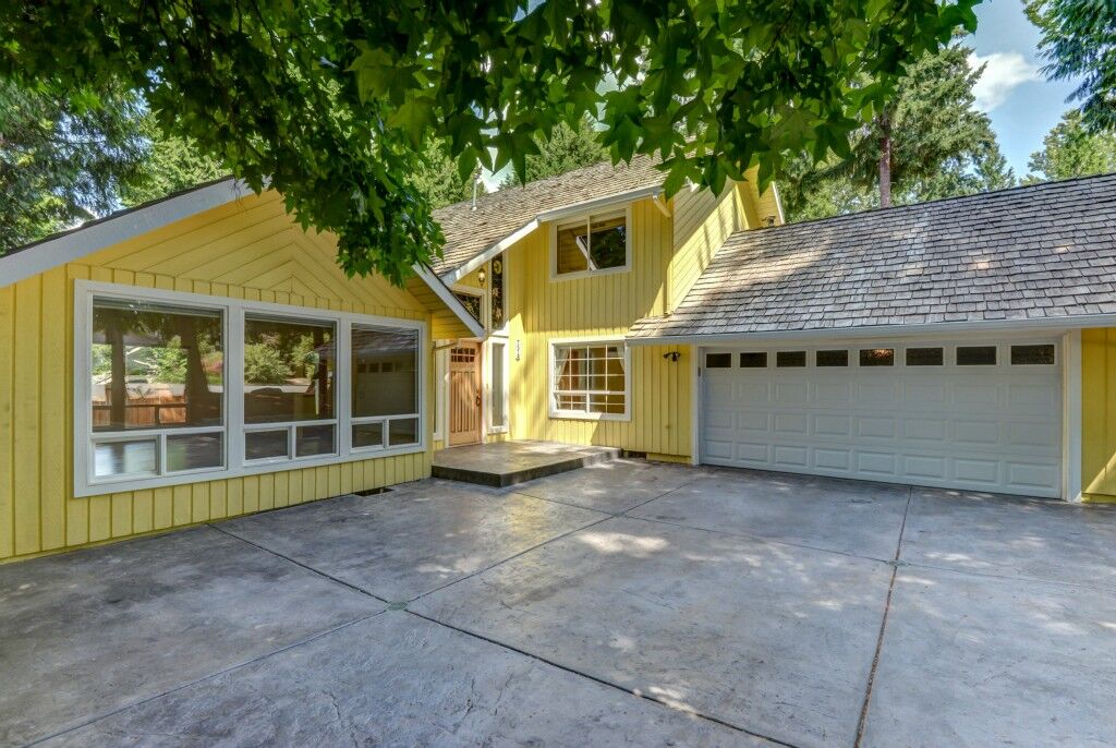 Property Photo:  7518  146th Avenue NE  WA 98052 