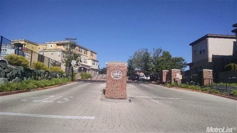 Property Photo: 600 Moon Circle 632 CA 95630