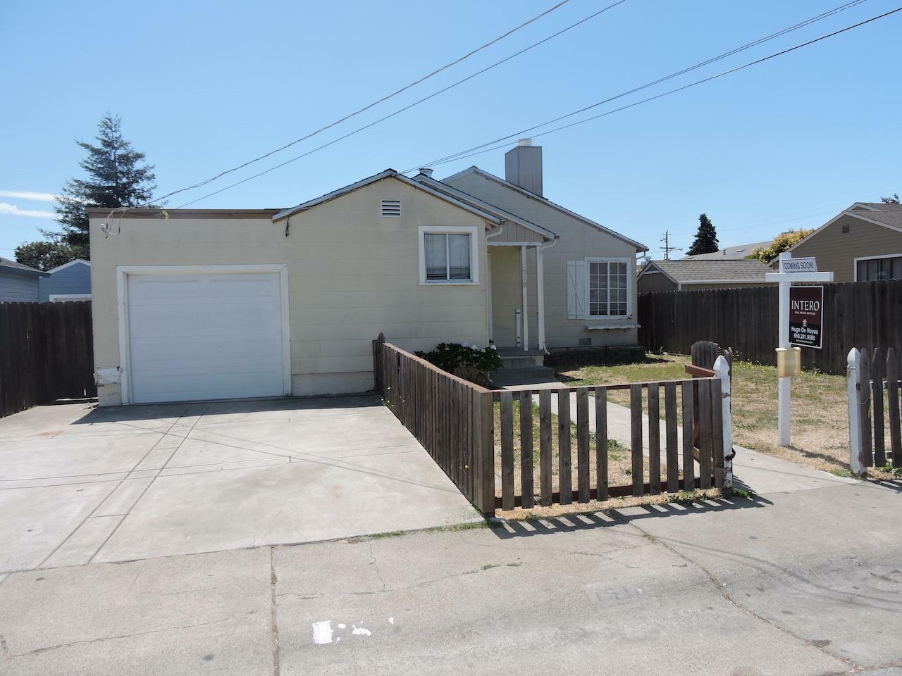 Property Photo:  1510 Lorraine Avenue  CA 94401 