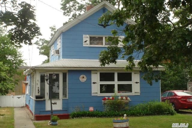 24 Jayne Avenue  Patchogue NY 11772 photo