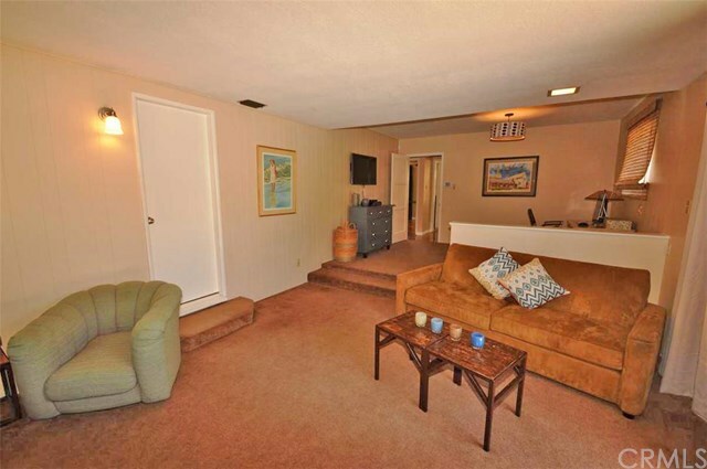 Property Photo:  5036 N Raton Circle  CA 90807 