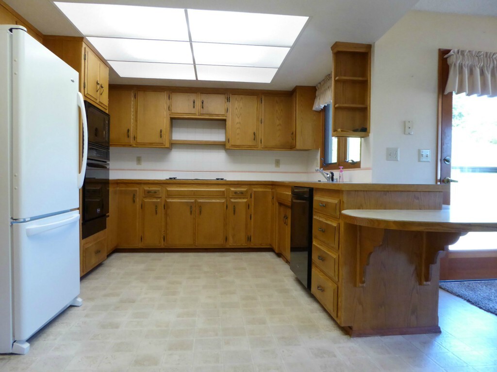 Property Photo: 1708 Village Dr WA 98264