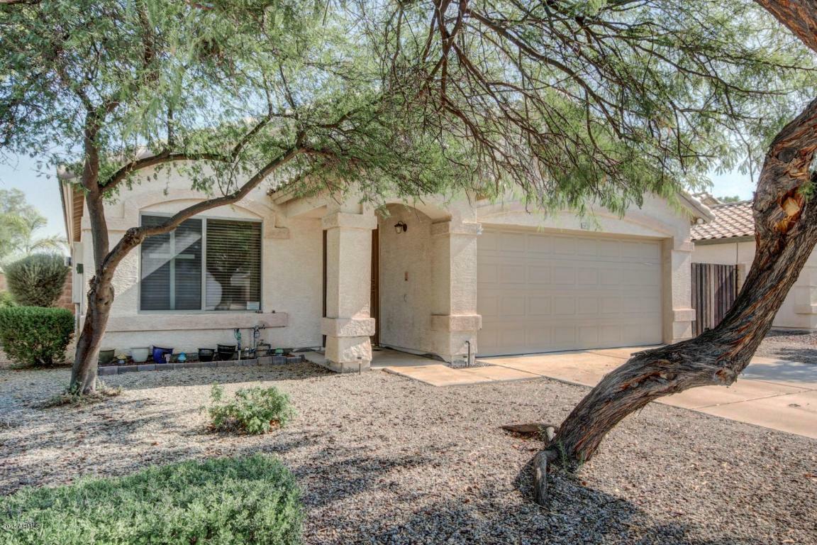 Property Photo:  15878 W Jefferson Street  AZ 85338 