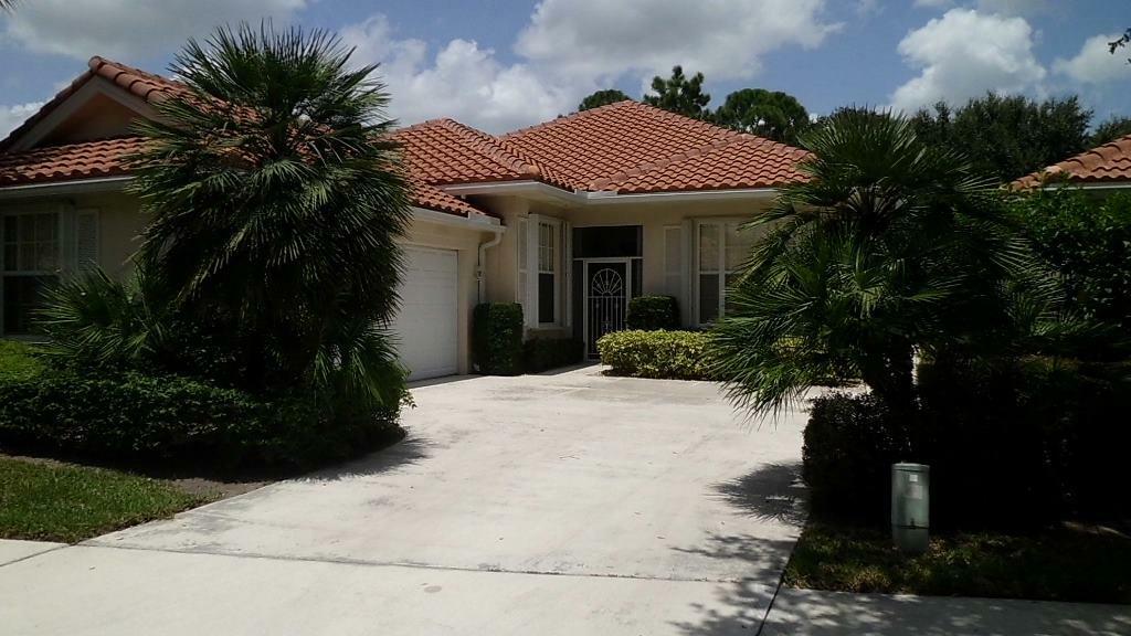 Property Photo:  134 Lost Bridge Drive  FL 33410 