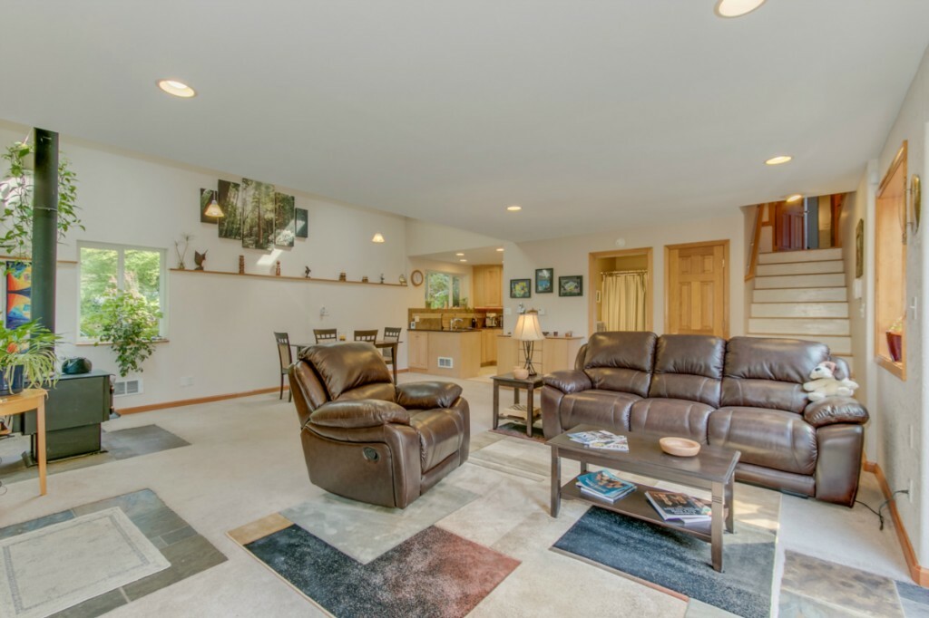 Property Photo: 15821 NE 191st St WA 98072