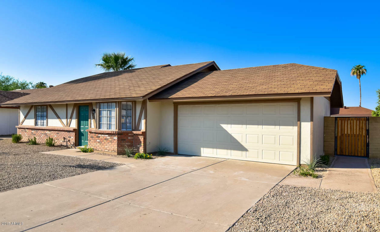 Property Photo:  2221 E Catalina Avenue  AZ 85204 