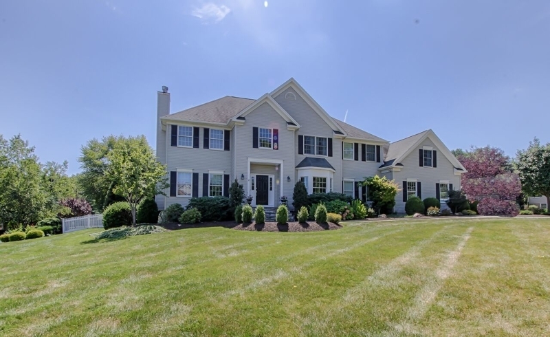 Property Photo:  39 Quail Run  NJ 07869 