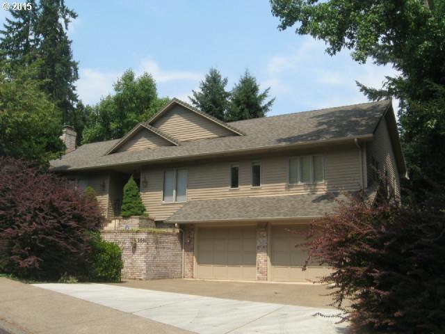 Property Photo:  2561 W 27th Ave  OR 97405 