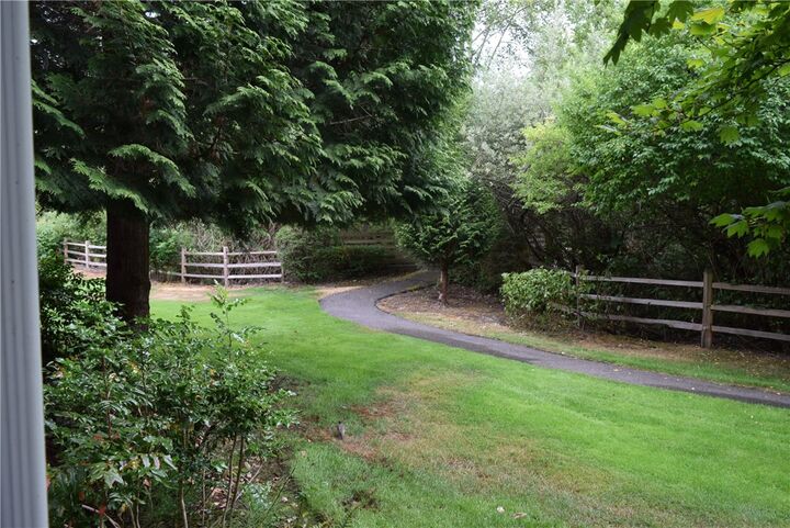 Property Photo: 3731 101st Way NE 604 WA 98033