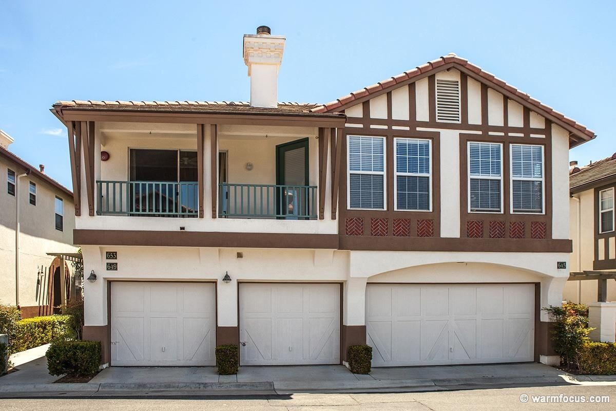 Property Photo: 653 Sweet Pea Place CA 92024